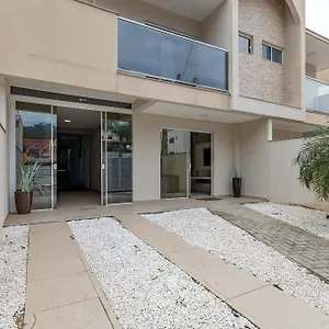  Casa de Férias Ampla E Agradavel Casa Com Jacuzzi Na De Bombas